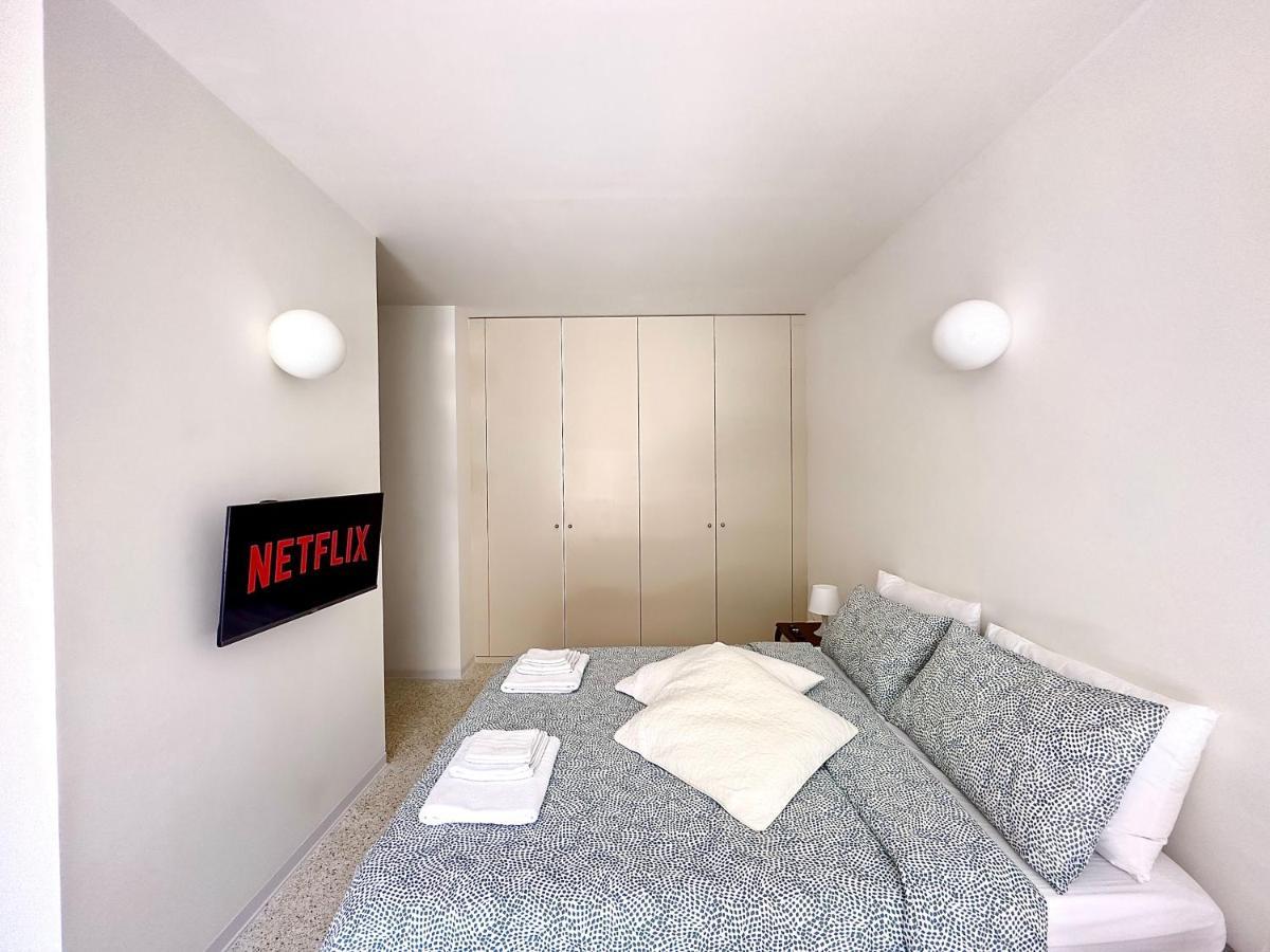 Minimal Apartment Navigli Milán Exterior foto